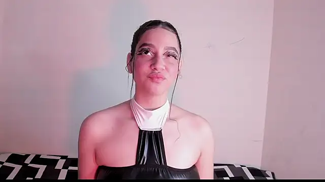 Snapshot of Megan_Luxe chatting on 03-01-26, 04:36 Megan Luxe online show from 03-01-26, 04:36