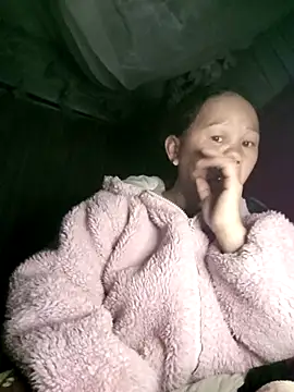 Snapshot of MaiHoa69 chatting on 12-20-25, 09:55 MaiHoa69 online show from 12-20-25, 09:55