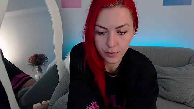 Arri elle online show from 09-18-25, 01:18