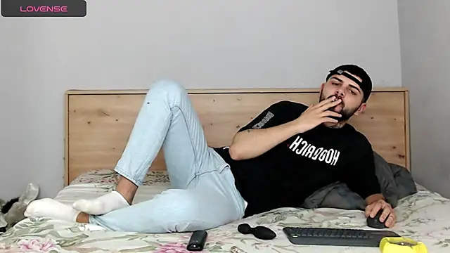 Killian Vane online show from 10-07-25, 05:32