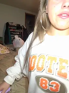 JuicyExxxperience online show from 09-30-25, 12:54