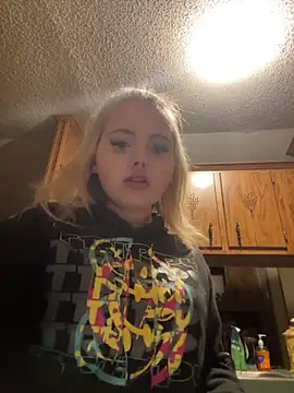 JuicyExxxperience online show from 02-18-26, 02:24