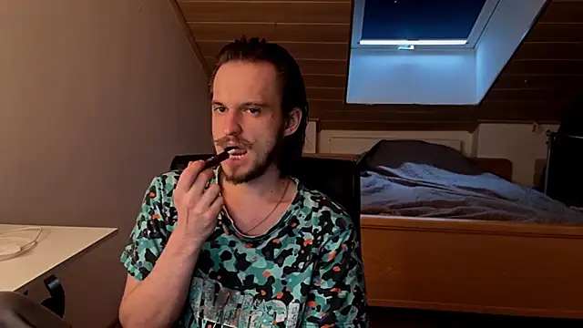 Bez3ybik online show from 04-12-26, 03:17