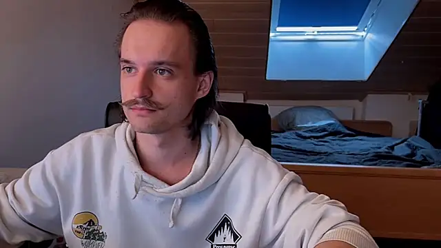 Bez3ybik online show from 04-16-26, 03:24