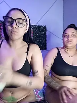 Snapshot of Sweet_Dirty_Baby chatting on 02-07-26, 02:48 Sweet Dirty Baby online show from 02-07-26, 02:48