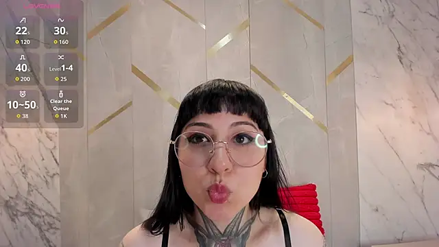 Ravenna666  online show from 11-16-25, 01:06