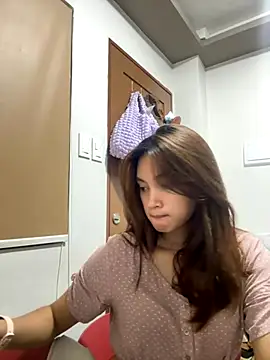 LanySylvia online show from 11-20-25, 04:29