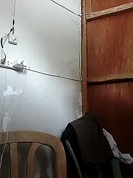 Snapshot of charlie0728 chatting on 09-23-25, 04:26 charlie0728 online show from 09-23-25, 04:26