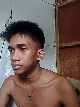 Snapshot of charlie0728 chatting on 09-25-25, 02:15 charlie0728 online show from 09-25-25, 02:15