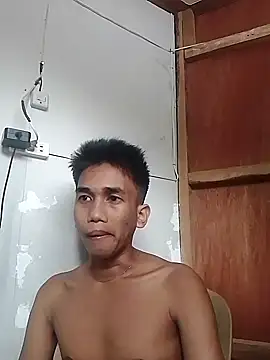 Snapshot of charlie0728 chatting on 09-25-25, 10:57 charlie0728 online show from 09-25-25, 10:57