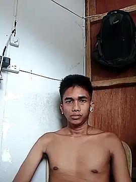 Snapshot of charlie0728 chatting on 09-27-25, 11:21 charlie0728 online show from 09-27-25, 11:21