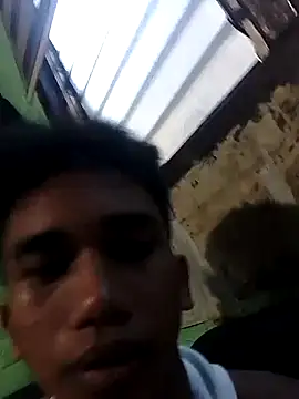 Snapshot of charlie0728 chatting on 09-29-25, 06:18 charlie0728 online show from 09-29-25, 06:18