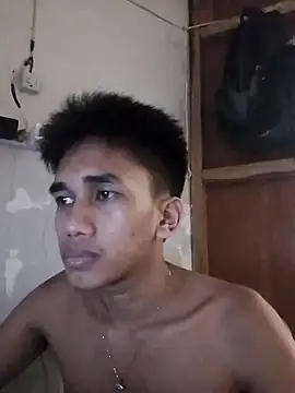 Snapshot of charlie0728 chatting on 10-08-25, 11:08 charlie0728 online show from 10-08-25, 11:08