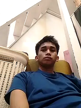 Snapshot of charlie0728 chatting on 10-15-25, 11:10 charlie0728 online show from 10-15-25, 11:10