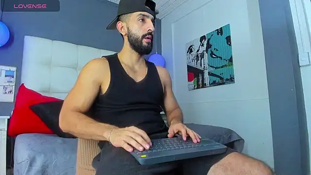 Yiyo10  online show from 02-14-26, 05:04