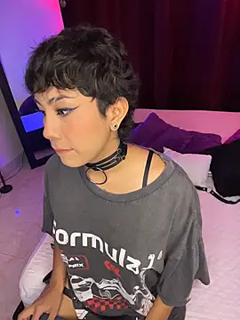 ZahaRose online show from 11-04-25, 02:54