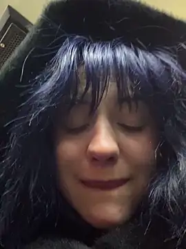 Only April online show from 02-21-26, 04:13