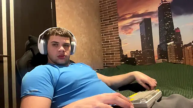 MusclePhantom online show from 02-27-26, 10:32