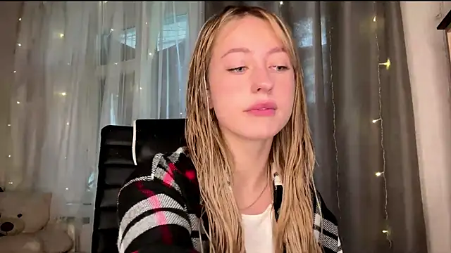 Jetta Corsacami online show from 09-23-25, 07:22