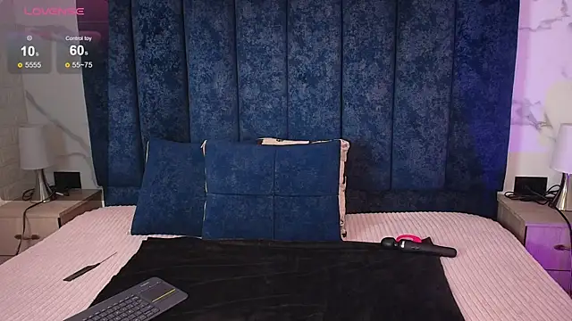 railey rosse  online show from 09-19-25, 04:40