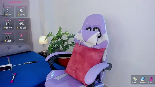 Snapshot of HannaColleman chatting on 09-19-25, 07:36 HannaColleman online show from 09-19-25, 07:36