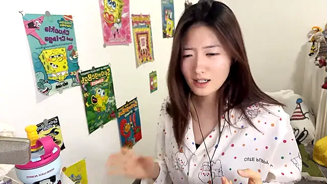 Moonlight-23 online show from 10-11-25, 02:15