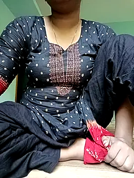 Snapshot of Rina-2 chatting on 10-14-25, 03:18 Rina-2 online show from 10-14-25, 03:18