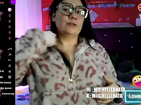 Snapshot of miichellemalvoa chatting on 06-24-26, 02:10 miichellemalvoa online show from 06-24-26, 02:10