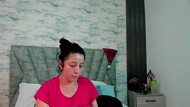 ShanelEvans online show from 12-17-25, 06:47