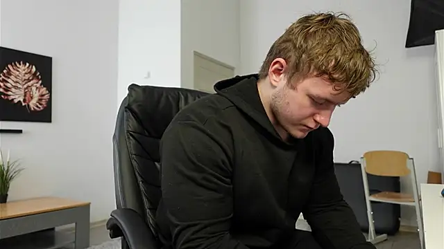 Richard Dullas online show from 09-29-25, 12:21