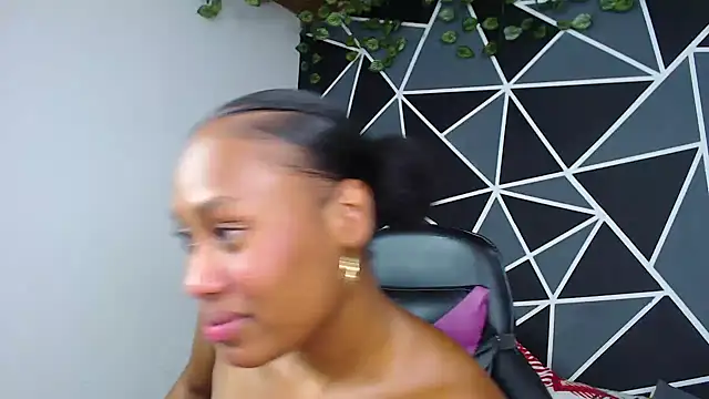 Snapshot of karol_the_warrior chatting on 10-02-25, 07:54 karol the warrior online show from 10-02-25, 07:54