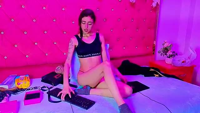  Maleja 19  online show from 02-18-26, 03:46