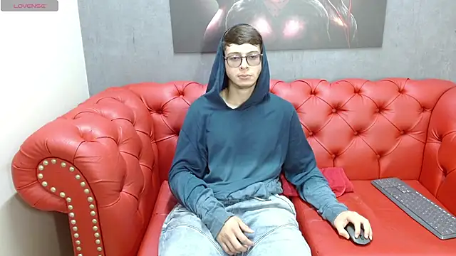 Stuart White online show from 10-21-25, 02:07