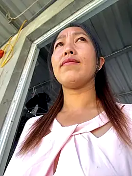 Huong-Ly online show from 09-19-25, 12:56