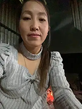 Huong-Ly online show from 11-19-25, 02:11