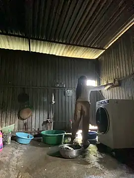 Huong-Ly online show from 11-24-25, 06:35