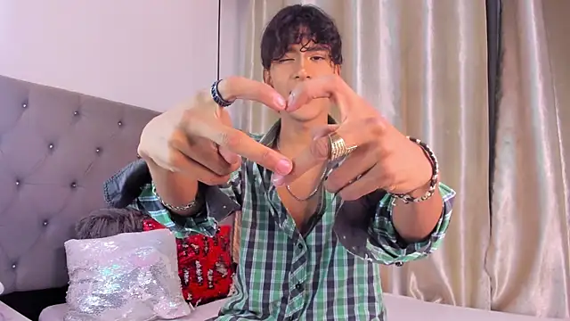 d3rke 666 online show from 10-08-25, 04:32