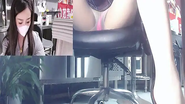 Eileen-L online show from 09-26-25, 01:48