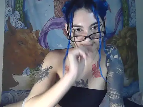 peetitefairy online show from 11-24-25, 02:44