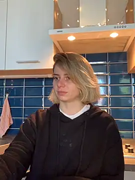 Rainbow W online show from 09-23-25, 11:46