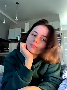 Rainbow W online show from 10-25-25, 09:28