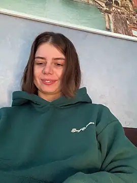 Rainbow W online show from 10-28-25, 11:14