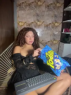 Snapshot of hannachris- chatting on 02-09-26, 01:09 hannachris- online show from 02-09-26, 01:09