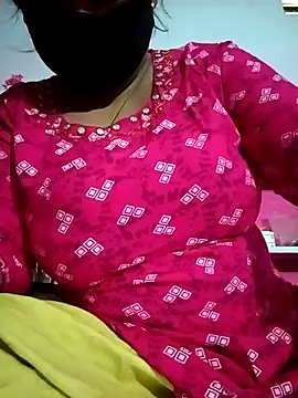 Snapshot of Aruhi_hot chatting on 09-29-25, 08:30 Aruhi hot online show from 09-29-25, 08:30