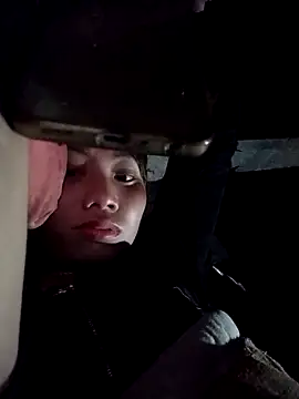 Dung-Thao19 online show from 10-30-25, 11:05