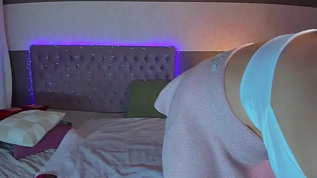 Snapshot of NathalyStars chatting on 02-23-26, 01:41 NathalyStars online show from 02-23-26, 01:41