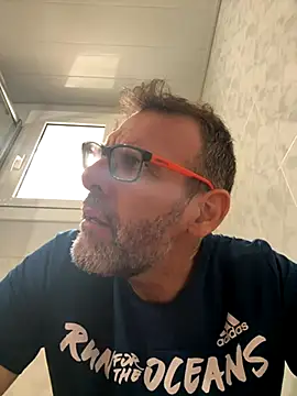 gigolobcn online show from 09-10-25, 09:53