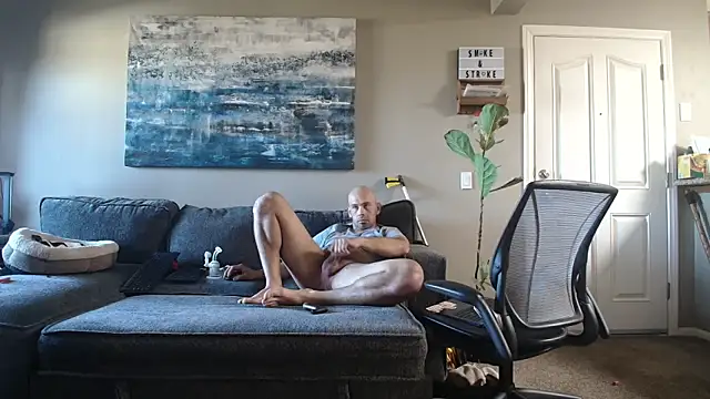 Snapshot of LeeCox chatting on 03-20-25, 07:14 LeeCox online show from 03-20-25, 07:14