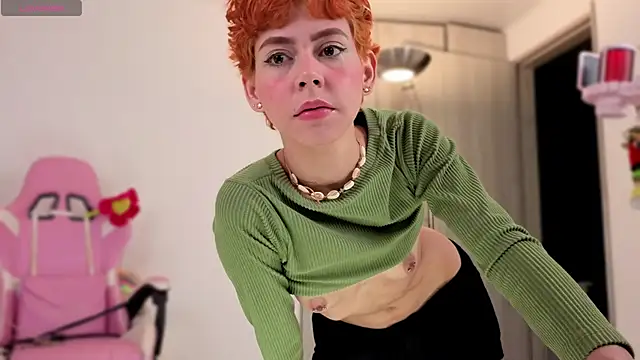 colette e online show from 10-08-25, 01:25