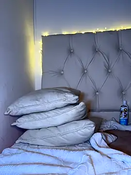 Danicute  online show from 12-05-25, 08:45